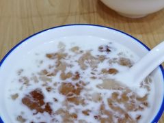 桃胶椰汁-五条人糖水铺(凯德天府店)