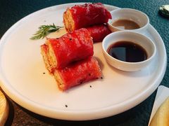 红米脆皮鲜虾肠-蝴蝶里·粤菜·点心(滨江龙湖店)