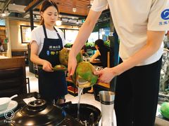 -东椰·海南椰子鸡火锅(朝阳门店)