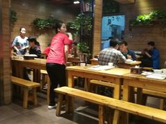 大堂-管氏翅吧(护国寺店)