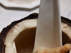 椰皇竹荪炖鸡-金戈戈香港豉油鸡(皇庭广场店)