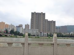 -天水龙城假日酒店(市政府中心广场店)