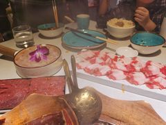-墨居上隐·院子里火锅(峨眉店)
