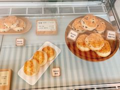 -SKROLL卡特司库·蛋糕定制·生吐司·司康(古北程家桥店)
