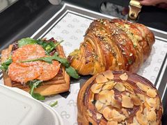 -BUTTERFUL&CREAMOROUS 黄油与面包(三里屯太古里店)