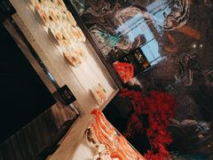 -雍容荟帝王蟹活龙虾展台自助(IFS黑金店)