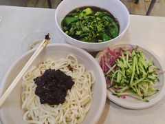 -黑八私房老北京炸酱面