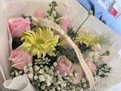 -亭亭鲜花店(中山北路店)