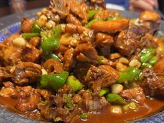 俭寨小公鸡-俭寨大盘芦花土鸡·小公鸡·烧烤新疆菜(云通店)