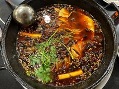 -鸿顺老铁锅美蛙鱼府(解放碑店)