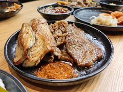 -爱伲PLUS·牛肉海鲜自助火锅(融创店)