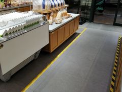 面包甜点陈列柜-仟吉KenGee(兴荣街店)