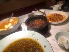 -初蓉丨遇见新川菜(亲贤街荣耀店)