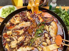 -鸿顺老铁锅美蛙鱼府(解放碑店)