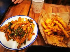 -云阿蛮云南生烫牛肉米线(奉贤路店)