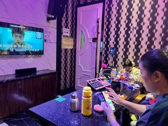 -皇马纯KTV·量贩·聚会(民治店)