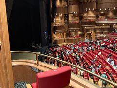 -交通银行前滩31演艺中心