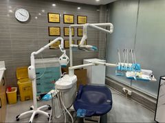 -上海仁爱医院口腔科 · 种植