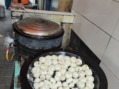 -依云煎包店