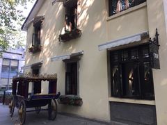 -也枫·小黄楼(南山路旗舰店)
