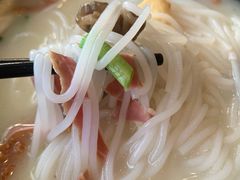 -桥香园过桥米线(国贸店)