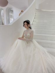 点击看大图 -艾米丽婚纱礼服