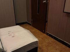 -康源四季推拿足道(罗秀店)