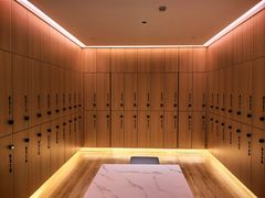 -涨巢·潮玩水疗局