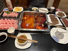 -百年川椒重庆老火锅(光谷店)