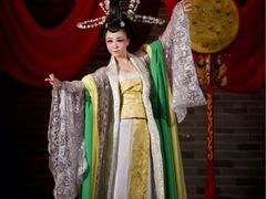 iphone_upload_pic-九月鹰飞汉服摄影工作室