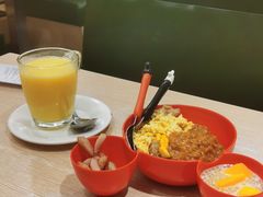 -佰搭果·广式茶餐厅(西华路店)