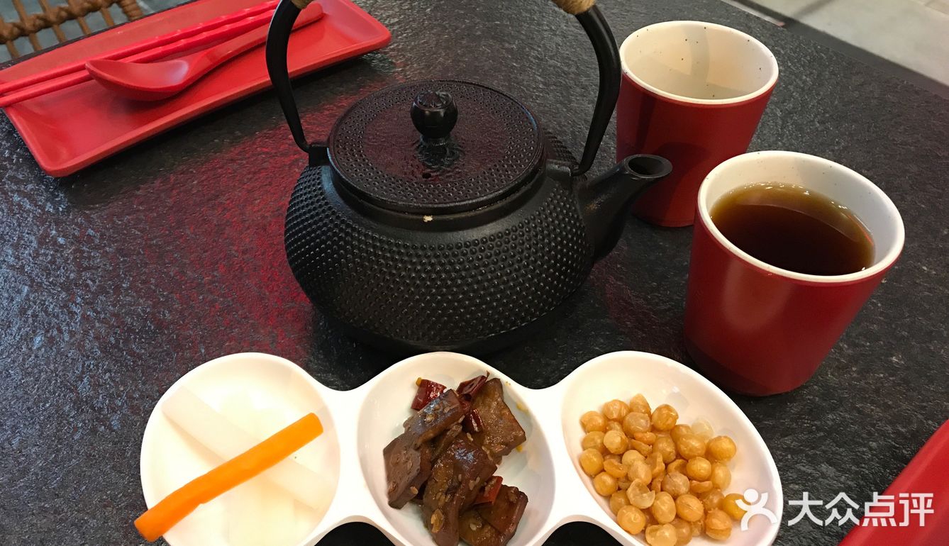 天气越来越冷啦～～ 麻麻辣辣撸个串真是太太太美好了