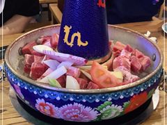 -毛辣果·贵州红酸汤牛肉火锅(西单店)