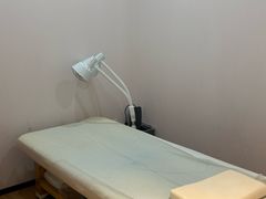 -艾博士·经络·推拿·正骨(湖景花园店)