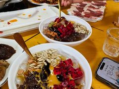 -大众跷脚牛肉馆·非遗传承单位(峨眉山店)