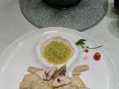 白切本地鸡-广东道至正餐厅(区庄店)