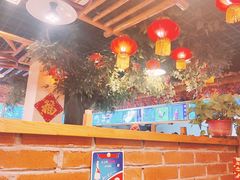 大堂-靠山屯东北农家菜(八龙桥雅苑店)