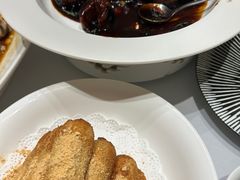 -白玉兰酒店(上海田子坊马当路地铁站店)