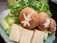 -吉屋·炭烧酒场·秋冬功夫奶汁河豚鱼锅