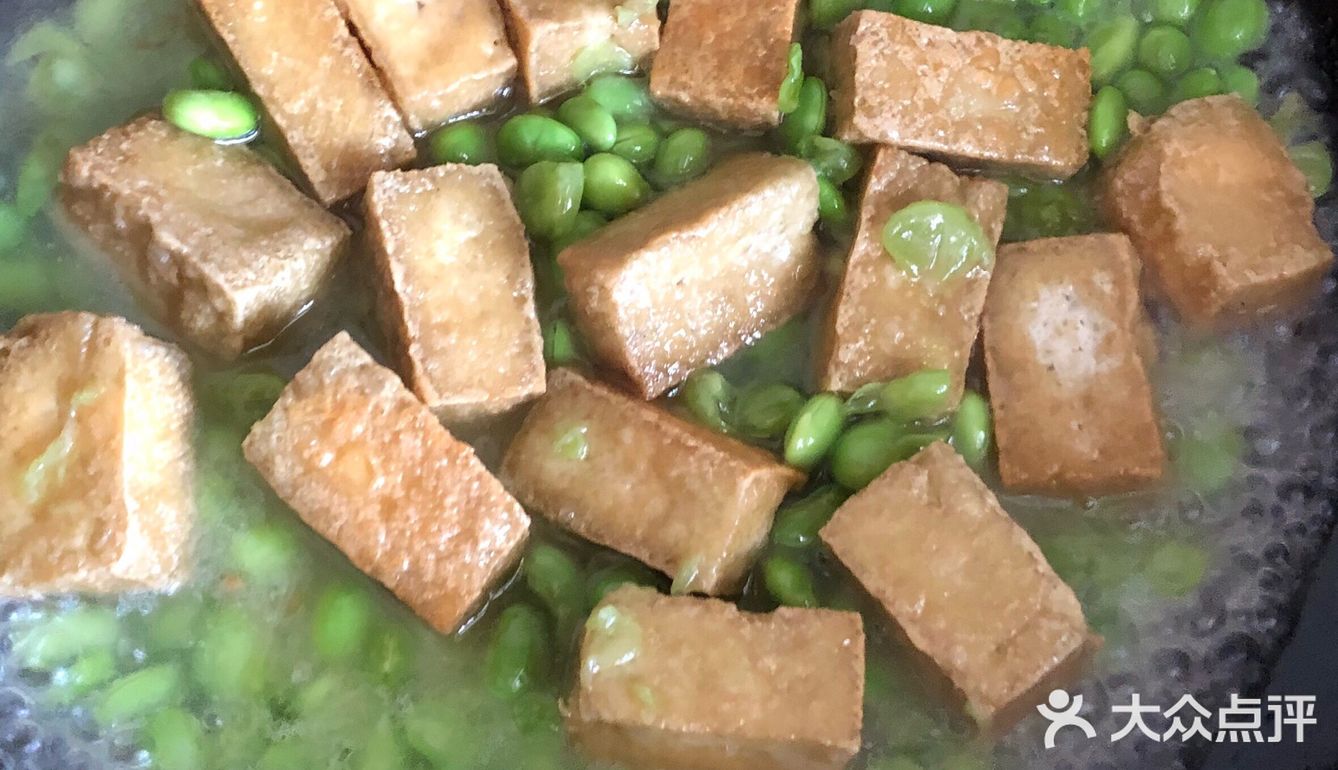 夏日里的美味之炸臭豆腐炒毛豆来啦