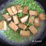 夏日里的美味之炸臭豆腐炒毛豆来啦