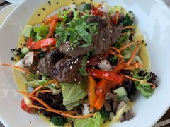 果木香烤牛肉超级色拉-新元素(蓝色港湾店)