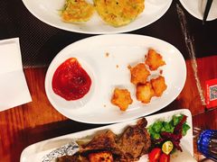 西葫芦饼配酸奶-TUK土耳其餐厅·下午茶(卢湾店)