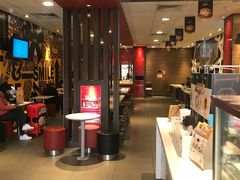 -麦当劳(汉口火车站候车室店)