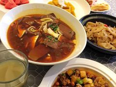 -紫东阁酒楼·中餐厅(东方广场假日酒店)