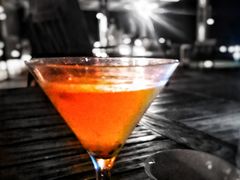 -瑰丽酒店·海吧·天际下午茶·现场DJ·天台酒吧