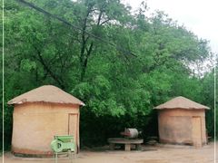 -梁家河村红色旅游区