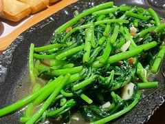 炝炒地瓜叶-山石榴·贵州菜(丰盛里店)