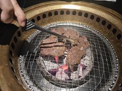 -山川小町·极番烧肉(新地假日广场店)