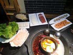 -怡品川宇火锅(宝立方店)